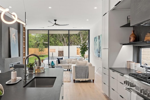 703 Fletcher St, Austin, TX 78704 - photo 7