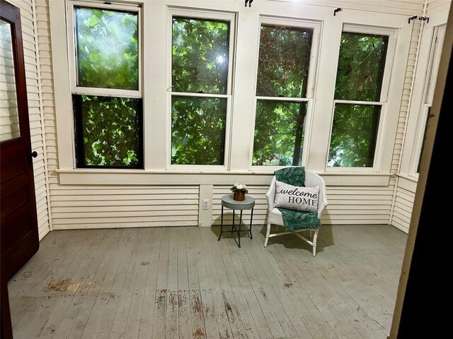 1106 Lexington St, Taylor, TX 76574 - view of sunroom / solarium