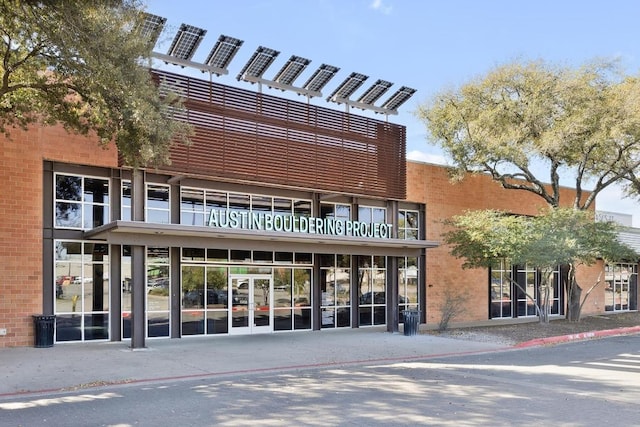 2712 Windswept Cv, Austin, TX 78745 - view of building exterior
