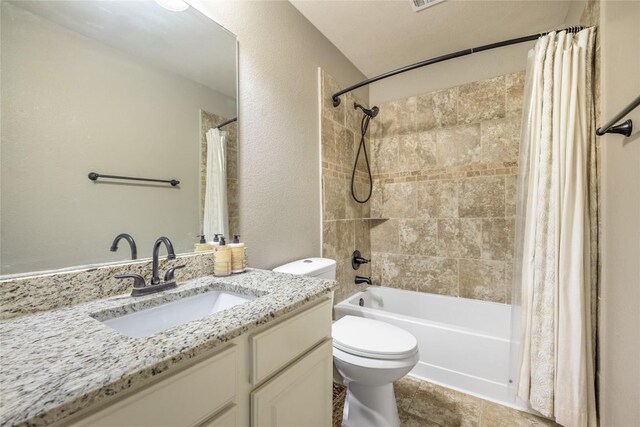 106 Remington Run, Bastrop, TX 78602 - full bathroom featuring vanity and shower / bath combo