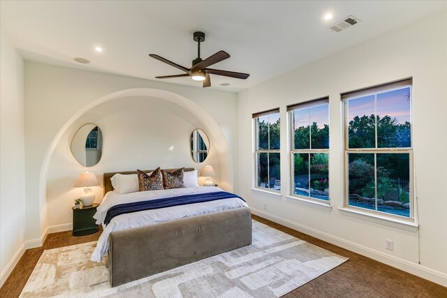 bedroom with visible vents, recessed lighting, baseboards, and ceiling fan