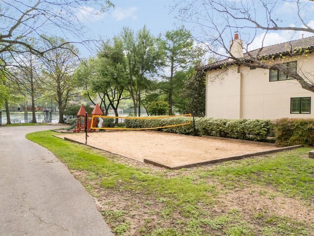 3312 Pearce Rd, Austin, TX 78730 - view of property's community featuring volleyball court