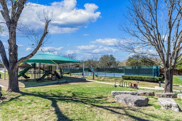 12413 Fairfax Ridge Pl, Austin, TX 78738 - view of community with a tennis court