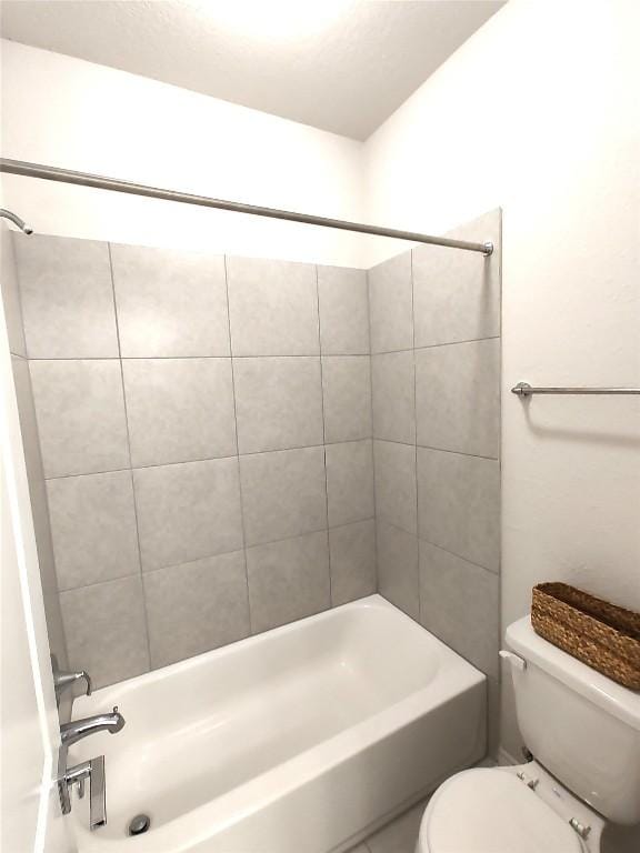 4336 Trey Edsel Dr, Pflugerville, TX 78660 - full bathroom with toilet and tub / shower combination