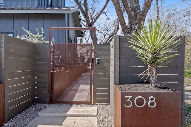 308 Onion St, Austin, TX 78702 - photo 5