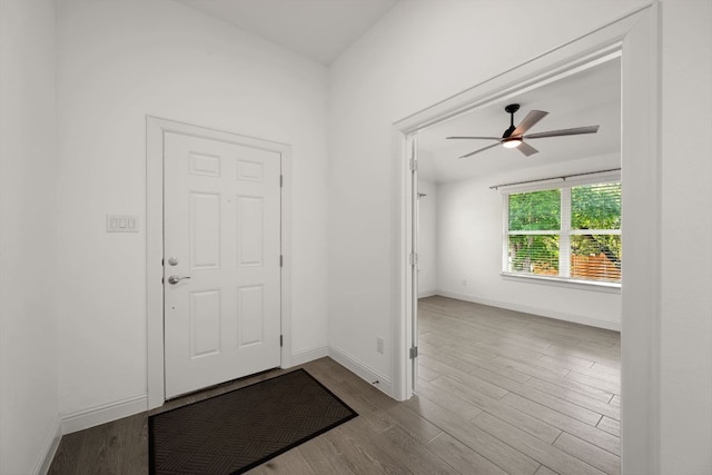 21203 Santa Rosa Ave, Lago Vista, TX 78645 - foyer featuring a ceiling fan and wood finished floors