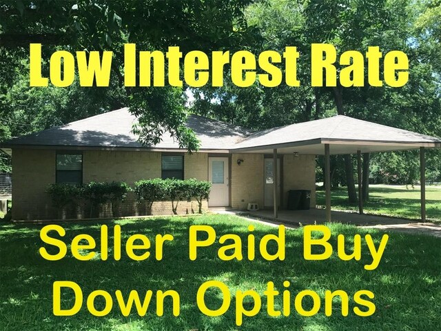 302 Harris St, Smithville, TX 78957 - photo 1