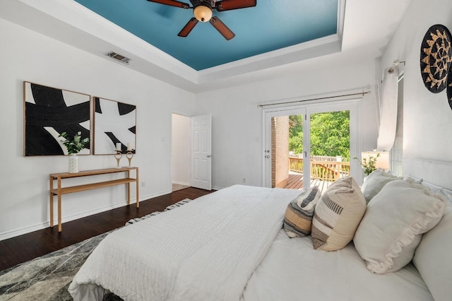 314 Hurst Creek Rd, Lakeway, TX 78734 - bedroom with access to outside, a raised ceiling, wood finished floors, and ceiling fan