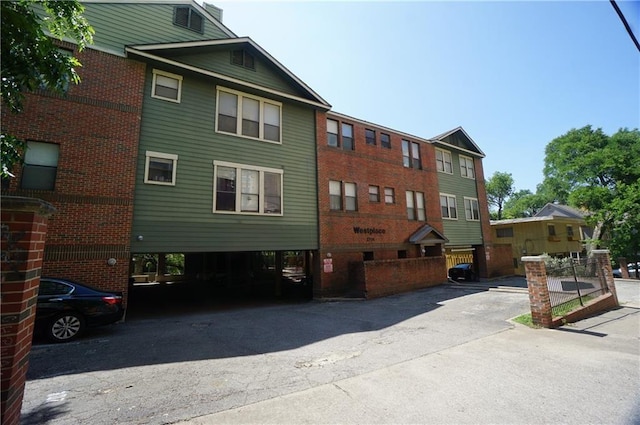 2706 Salado St Unit 210, Austin, TX 78705 - back of house