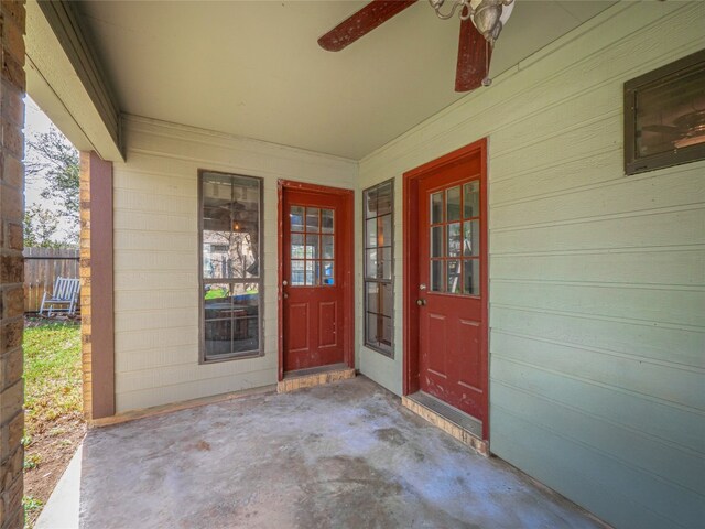 100 Stubblefield Dr, Elgin, TX 78621 - entrance to property featuring covered porch