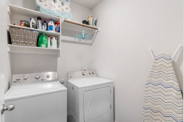 277 Biscayne Bay Bnd, Kyle, TX 78640 - washroom featuring independent washer and dryer