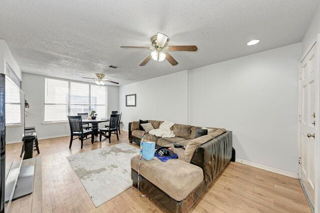 2409 Leon St Unit 104, Austin, TX 78705 - photo 7