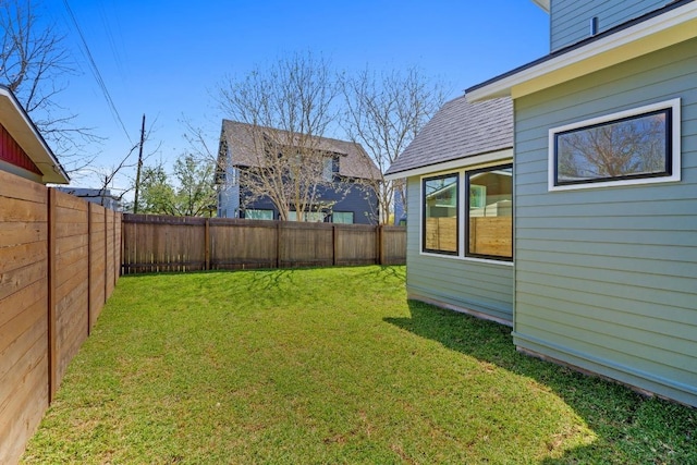 4525 S 3rd St, Austin, TX 78745 - view of fenced backyard