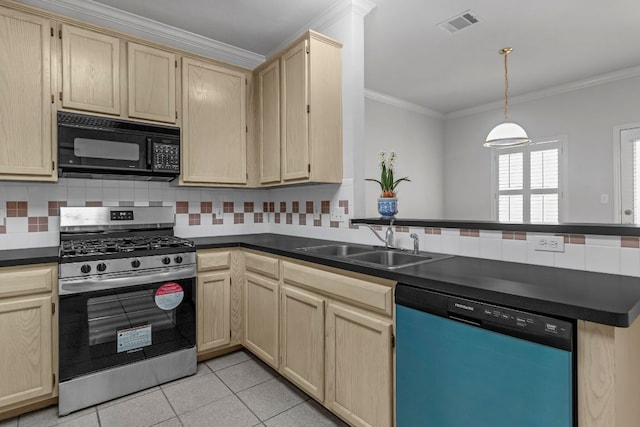 12212 Brigadoon Ln Unit 127, Austin, TX 78727 - photo 14