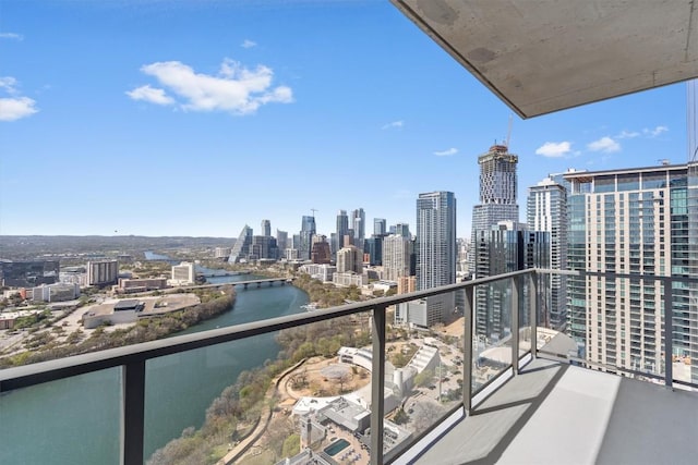 44 E Ave Unit 3402, Austin, TX 78701 - balcony with a skyline view and a water view