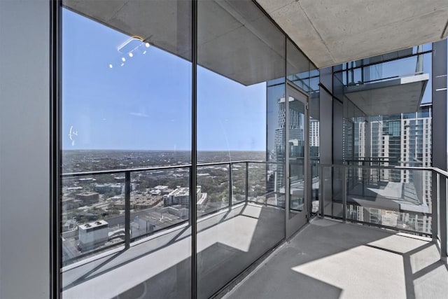 44 E Ave Unit 3402, Austin, TX 78701 - balcony featuring a city view