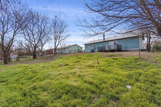 703 S 13th St, Copperas Cove, TX 76522 - view of yard featuring a deck