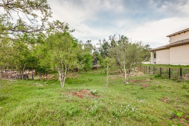 18510 Champions Cir, Lago Vista, TX 78645 - photo 7