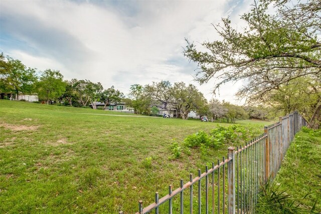 18510 Champions Cir, Lago Vista, TX 78645 - photo 9