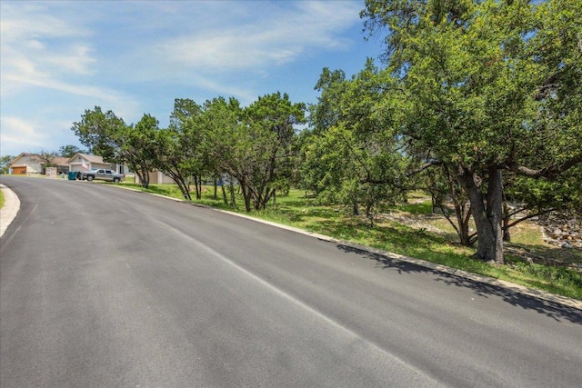 18510 Champions Cir, Lago Vista, TX 78645 - photo 2