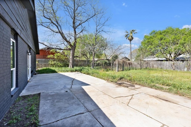 1005 Bowie St, Lockhart, TX 78644 - photo 16