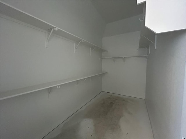 8213 Grenadier Dr, Austin, TX 78738 - view of spacious closet