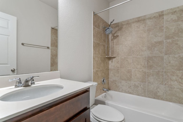 13601 Larrys Ln, Manchaca, TX 78652 - bathroom with tub / shower combination, toilet, and vanity