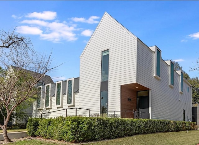 2010 Goodrich Ave Unit 8A, Austin, TX 78704 - view of front of property