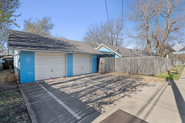 4419 Sinclair Ave, Austin, TX 78756 - view of detached garage