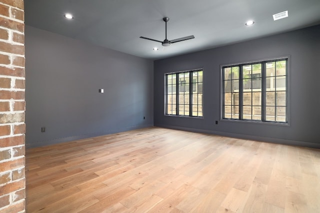 933 E 52nd St, Austin, TX 78751 - unfurnished room with ceiling fan, light wood-type flooring, recessed lighting, and baseboards