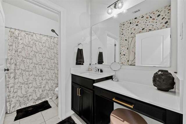 200 Isabella Way, Liberty Hill, TX 78642 - full bath featuring vanity, tile patterned flooring, and a shower with curtain