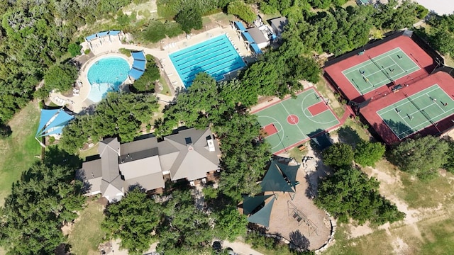2116 University Club Dr, Austin, TX 78732 - bird's eye view of a pool