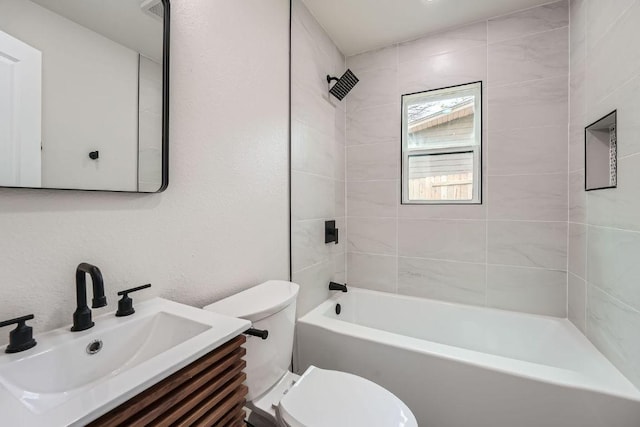 1601 N Redondo Dr, Austin, TX 78721 - bathroom with toilet, vanity, and shower / bath combination