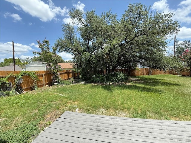 1701 Indian Camp Trl, Round Rock, TX 78681 - fenced backyard featuring a deck