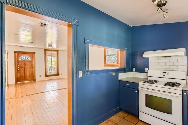 2308 Canterbury St, Austin, TX 78702 - photo 14