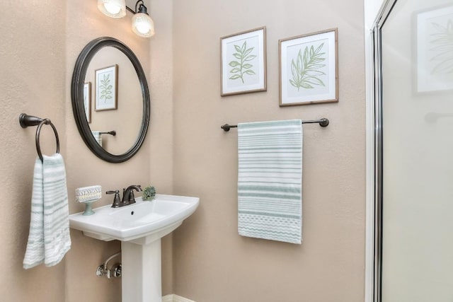 8016 Tahoe Parke Cir, Austin, TX 78726 - view of bathroom