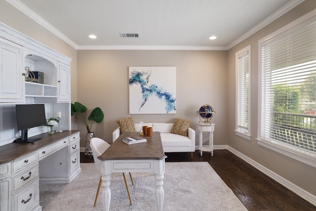 10204 Treasure Island Dr, Austin, TX 78730 - office area featuring wood finished floors, crown molding, and recessed lighting