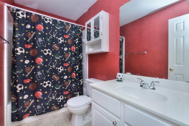 2435 Candle Ridge Trl, Georgetown, TX 78626 - bathroom featuring toilet, vanity, and curtained shower