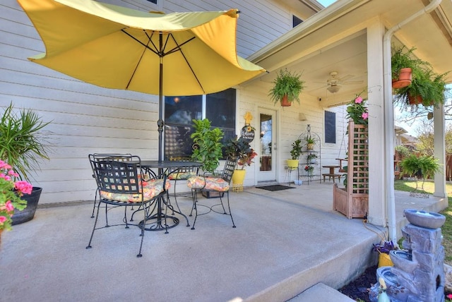 2435 Candle Ridge Trl, Georgetown, TX 78626 - view of patio with outdoor dining area