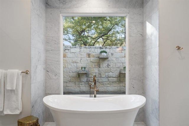 1106 Blackacre Trl, West Lake Hills, TX 78746 - bathroom featuring a healthy amount of sunlight and a freestanding tub