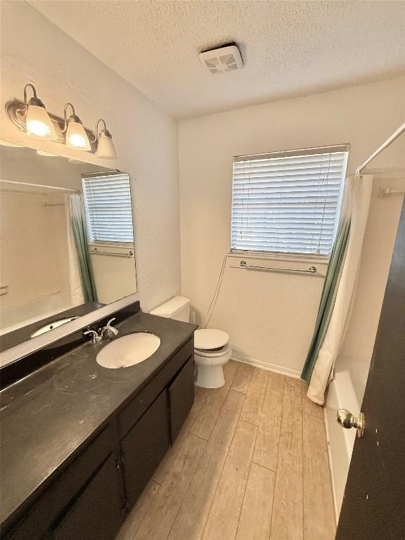 8301 Weyburn Dr, Austin, TX 78757 - photo 15