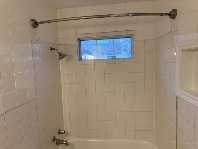 6300 Hickman Ave, Austin, TX 78723 - bathroom featuring bathing tub / shower combination