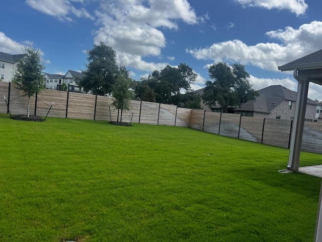 512 Raleigh Dr, Georgetown, TX 78633 - fenced backyard with a residential view