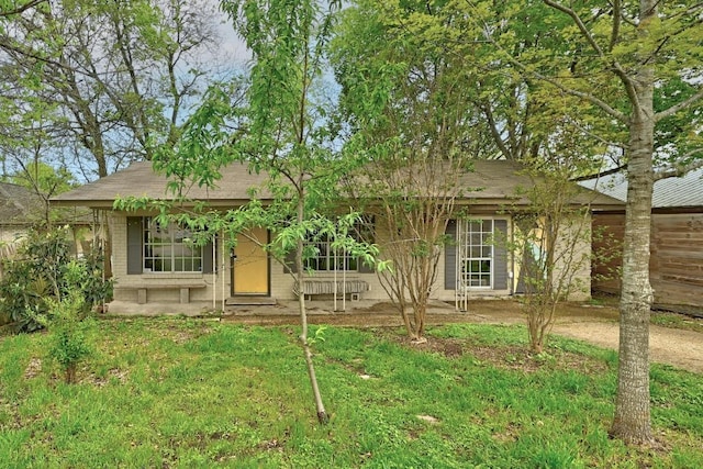 2511 Bitter Creek Dr, Austin, TX 78744 - view of front facade with roof with shingles