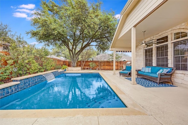 14516 Wharton Park Trl, Austin, TX 78717 - view of swimming pool featuring a fenced backyard, a ceiling fan, a patio, and outdoor lounge area