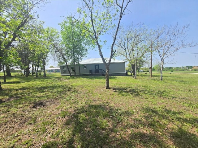 507 W 1st St, Flatonia, TX 78941 - view of grassy yard