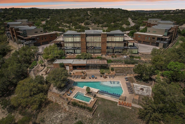 1101 Ivean Pearson Rd Unit E207, Lago Vista, TX 78645 - photo 2