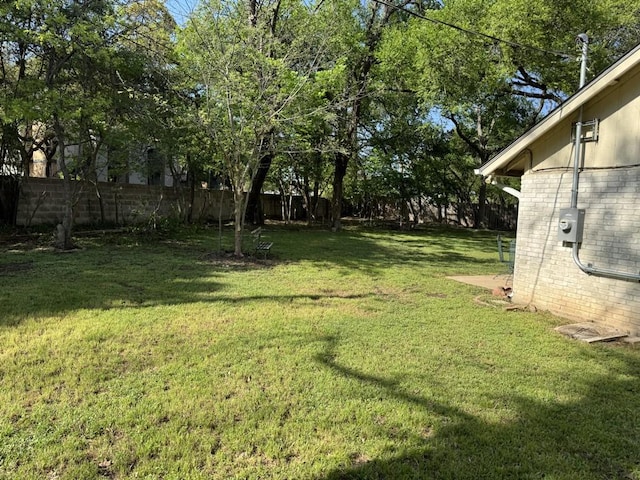 11202 Balcones Woods Cv, Austin, TX 78759 - view of yard