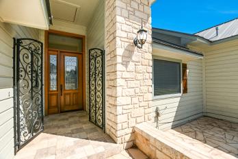 116 Courtside Way, Spicewood, TX 78669 - photo 5