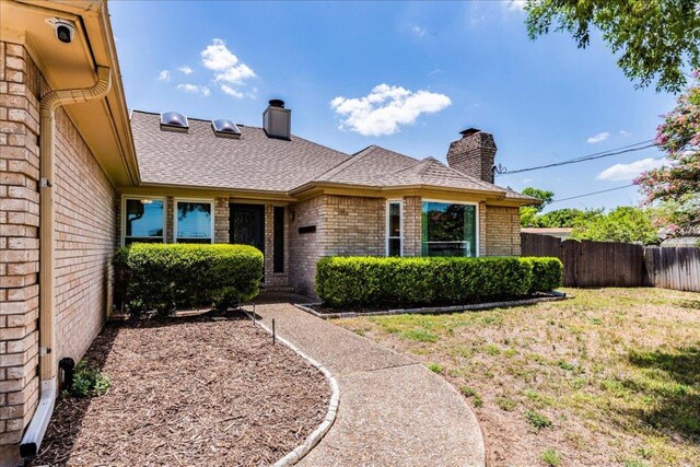500 Buttercup Cir, Kyle, TX 78640 - photo 12